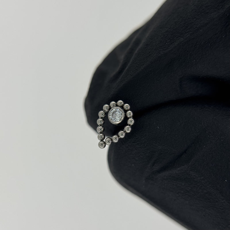 Tearball Labret